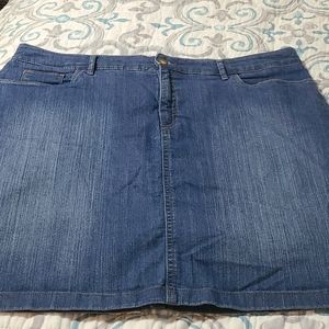 Croft Barrow Jean skort